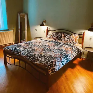 Corner 3*, Tiflis Gürcistan