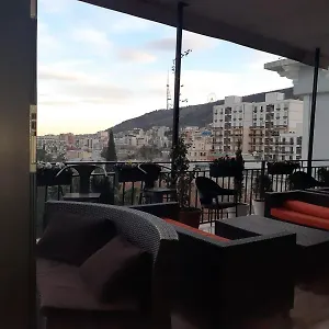 https://gallery-art-hotel.alltbilisihotels.com